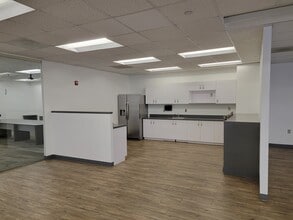 7361 Calhoun Pl, Rockville, MD à louer Photo intérieure– Image 2 sur 4