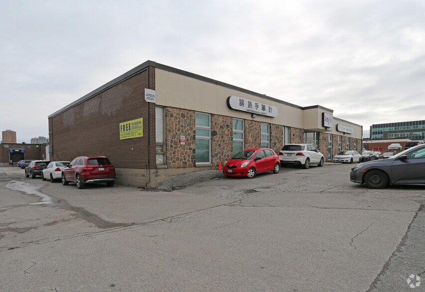 2065 Midland Ave, Toronto, ON à louer - Photo principale – Image 1 sur 8