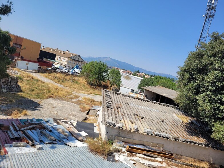 Terrain dans Alpedrete, Madrid à vendre - Photo de l’immeuble – Image 2 sur 8