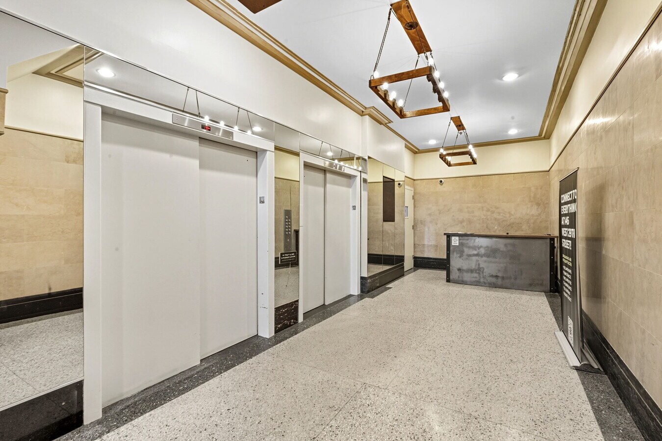 146 W 29th St, New York, NY 10001 - Lot 5E -  - Hall d’entrée - Image 1 of 6