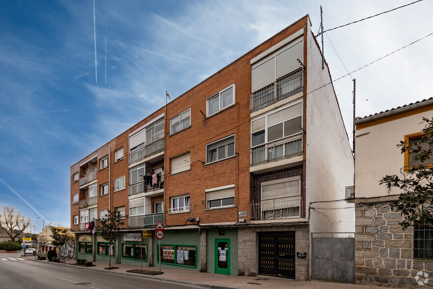 Avenida Libertad, 60, Colmenar Viejo, Madrid à vendre - Photo principale – Image 1 sur 2