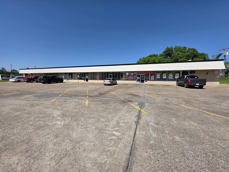701 Military Pky, Mesquite, TX à louer - Photo de l’immeuble – Image 1 sur 4