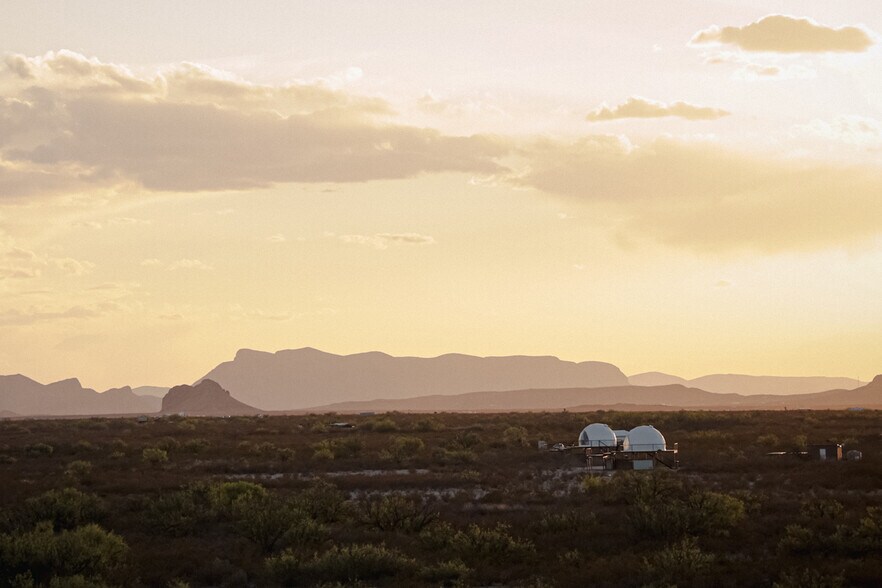 4570 E Este rd, Terlingua, TX à vendre - Photo principale – Image 1 sur 12