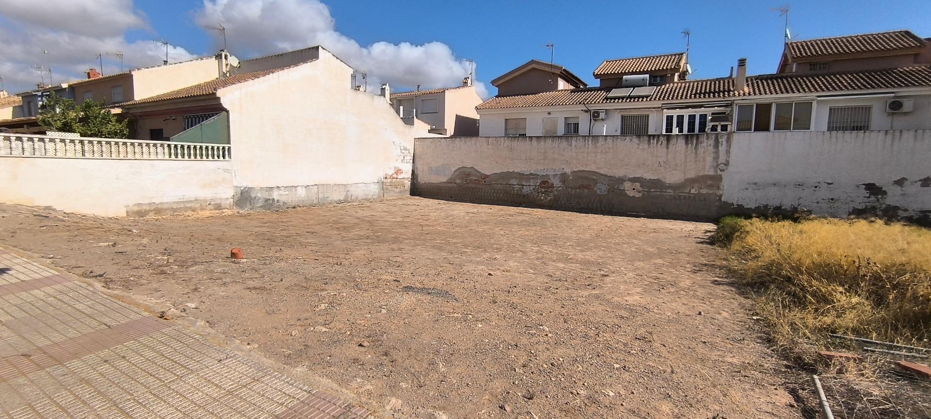 Terrain dans Los Alcázares, Murcia à vendre Photo de l’immeuble– Image 1 sur 7