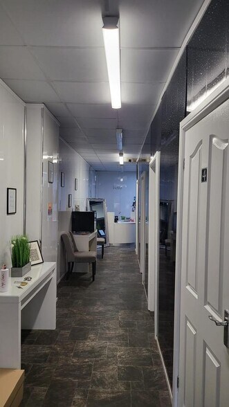 19 Front St, Houghton Le Spring à louer - Photo de l’immeuble – Image 3 sur 8