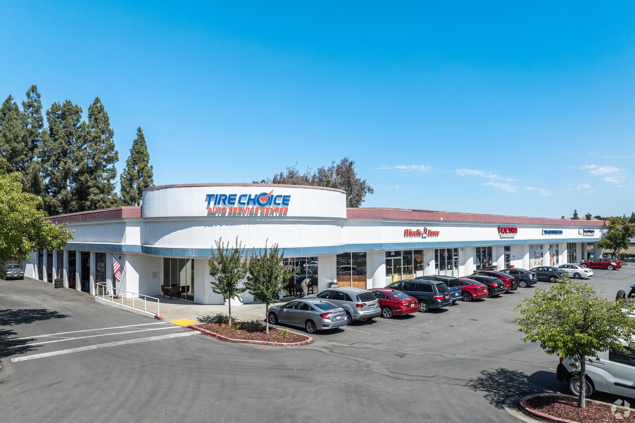 6028-6058 Dougherty Rd, Dublin, CA à louer Photo principale– Image 1 sur 6