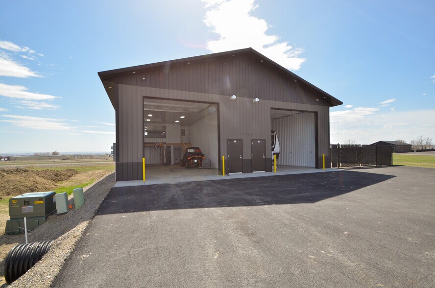 6936 All Terrain Ave, Billings, MT à vendre - Photo principale – Image 1 sur 21