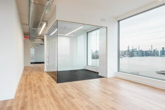 10 Grand St, Brooklyn, NY à louer Photo intérieure– Image 1 sur 12