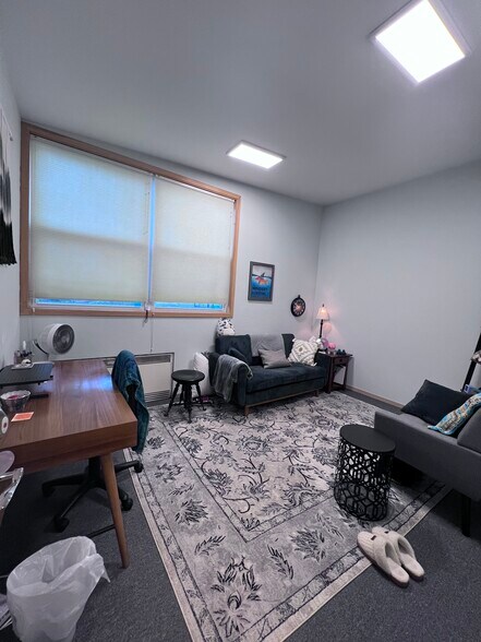 7010 35th Ave NE, Seattle, WA à louer - Photo intérieure – Image 3 sur 12