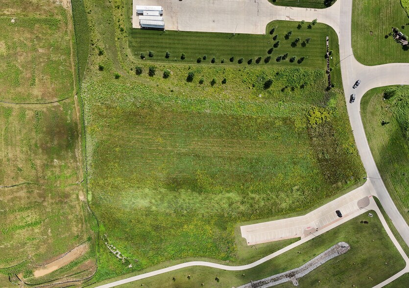 Highway 28 & Colonial Parkway, Norwalk, IA à vendre - Photo de l’immeuble – Image 3 sur 11