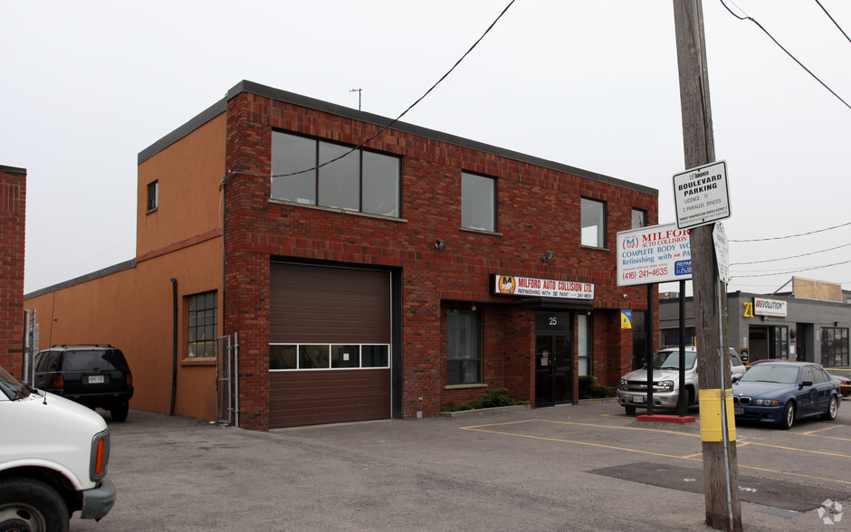 25 Milford Ave, Toronto, ON à vendre - Photo de l’immeuble – Image 2 sur 2