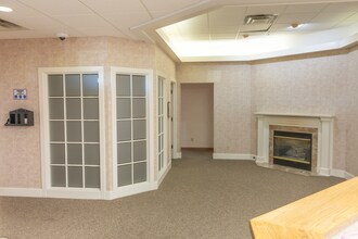 2342 Woodlake Dr, Okemos, MI à louer Photo intérieure– Image 1 sur 32