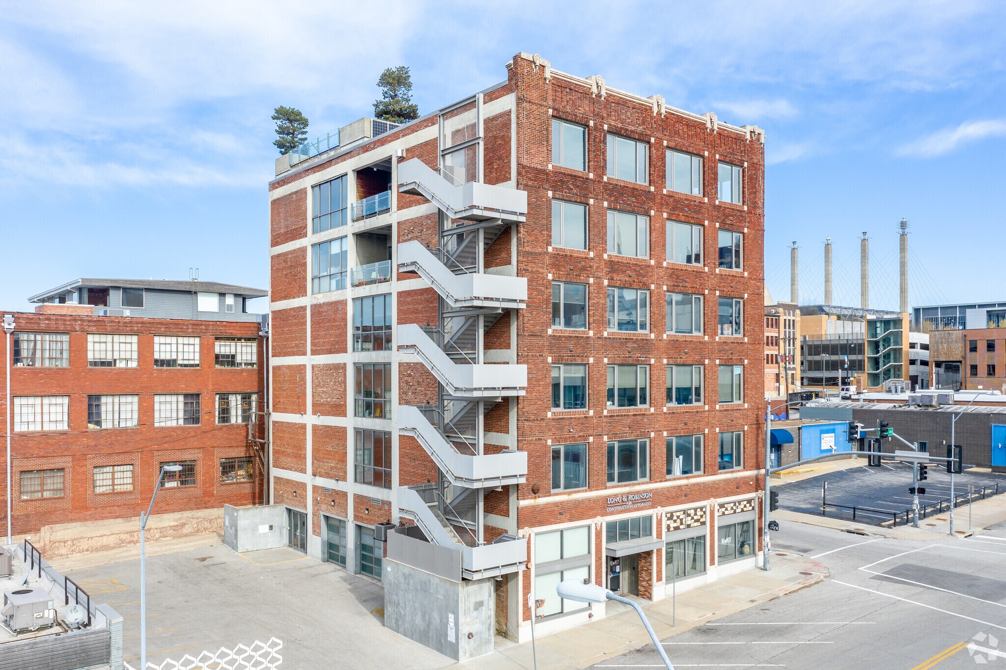 1800 Baltimore Ave, Kansas City, MO à louer Photo principale– Image 1 sur 12