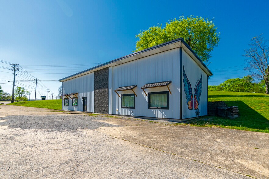 806 Washington St W, Fayetteville, TN à vendre - Photo de l’immeuble – Image 3 sur 23