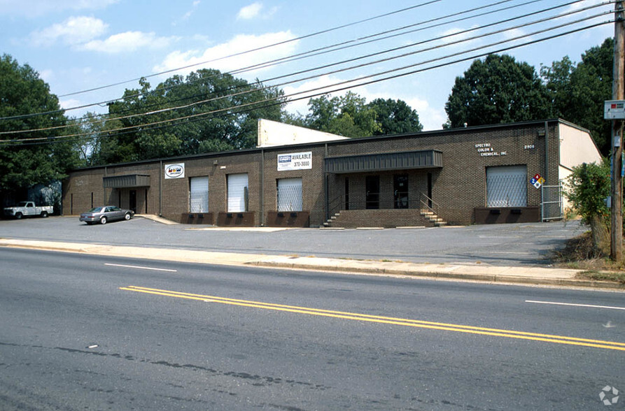 2908-2918 N Graham St, Charlotte, NC à louer - Photo de l’immeuble – Image 2 sur 44