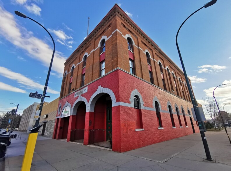 402 2 Av S, Lethbridge, AB à vendre - Photo de l’immeuble – Image 3 sur 3