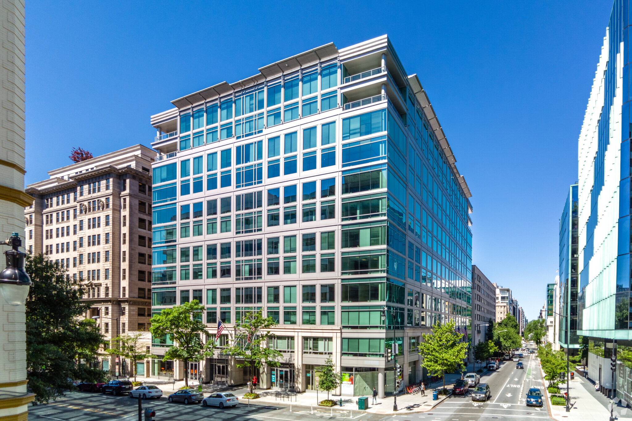 1030 15th St NW, Washington, DC à louer Photo de l’immeuble– Image 1 sur 14