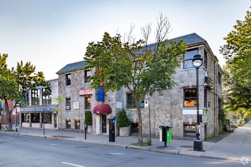 150 Rue Jarry E, Montréal, QC à louer - Photo principale – Image 1 sur 8