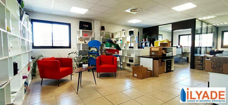 Bureau dans Éguilles à vendre - Photo de l’immeuble – Image 3 sur 10