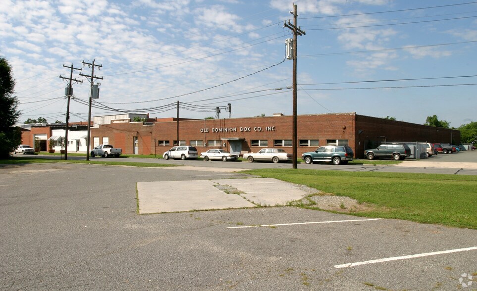 541 Hawkins St, Burlington, NC à vendre - Photo de l’immeuble – Image 2 sur 4