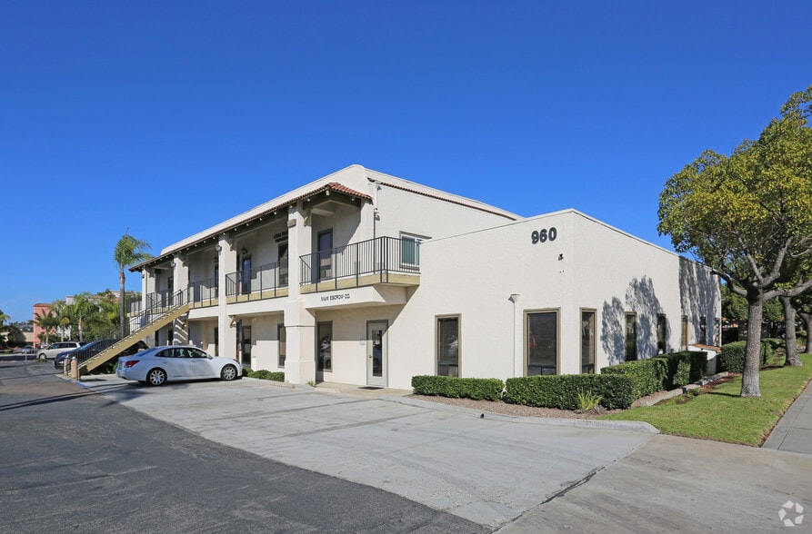 960 W San Marcos Blvd, San Marcos, CA à louer - Photo principale – Image 1 sur 10
