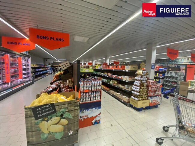 Plus de détails pour Local commercial à louer