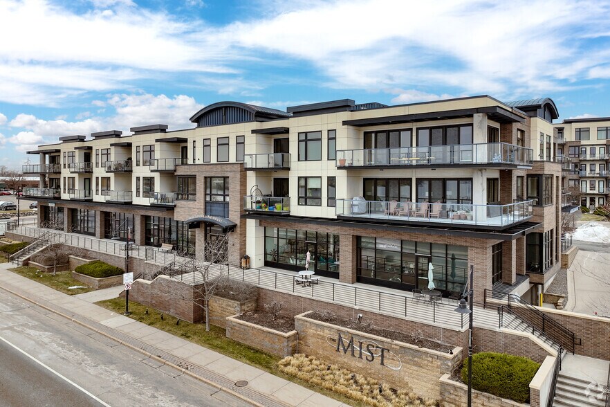 4100 Shoreline Dr, Spring Park, MN à vendre - Photo de l’immeuble – Image 1 sur 11