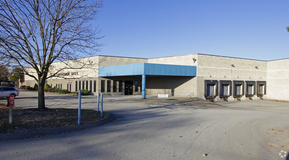 1130 Lebanon Rd, West Mifflin, PA à louer - Photo de l’immeuble – Image 2 sur 3