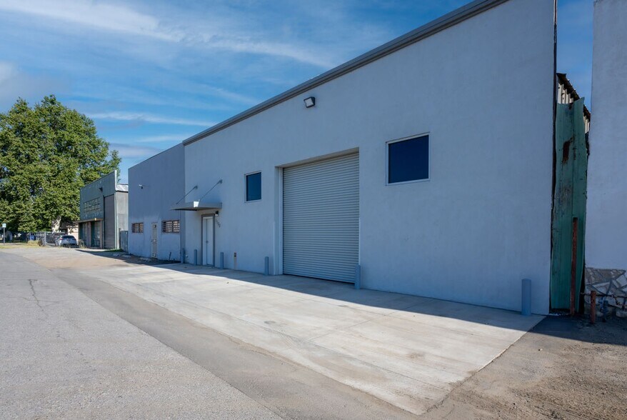 1122 33rd St, Bakersfield, CA à vendre - Photo de l’immeuble – Image 2 sur 9