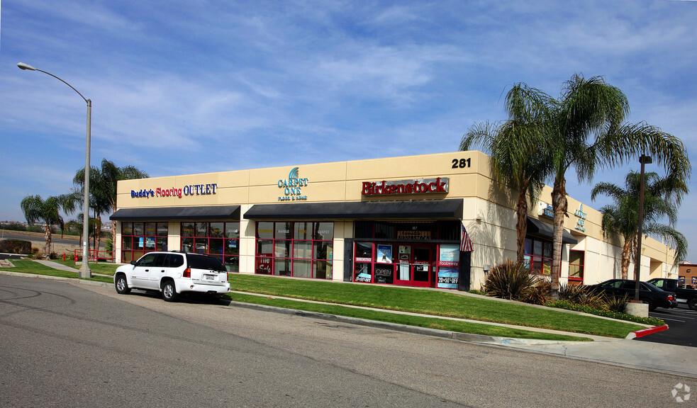 281 DuPont St, Corona, CA à louer - Photo principale – Image 1 sur 8