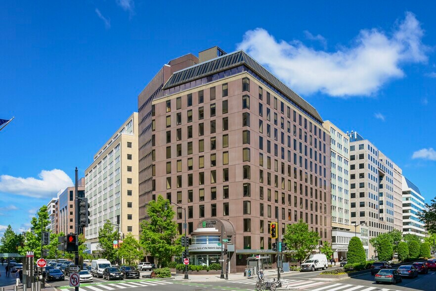 1100 Connecticut Ave NW, Washington, DC à louer - Photo de l’immeuble – Image 1 sur 19