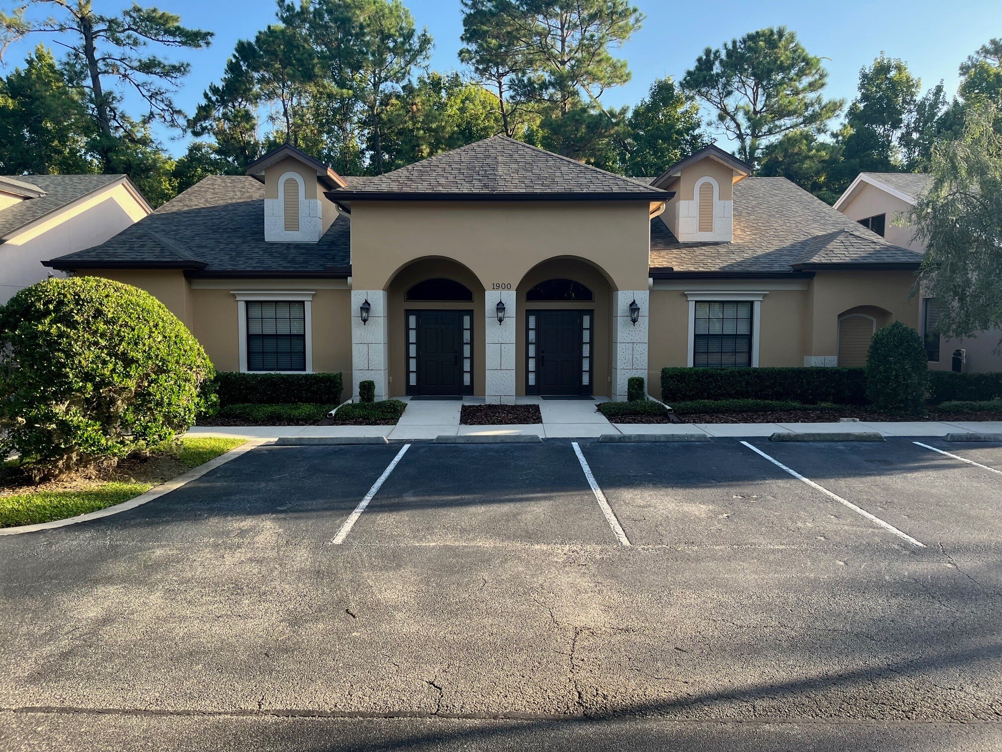 1900 Town Plaza Ct, Winter Springs, FL à vendre Photo de l’immeuble– Image 1 sur 19