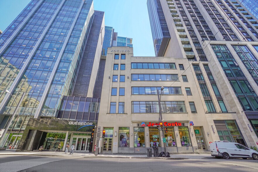 614 Rue Saint-Jacques, Montréal, QC à louer - Photo de l’immeuble – Image 2 sur 16