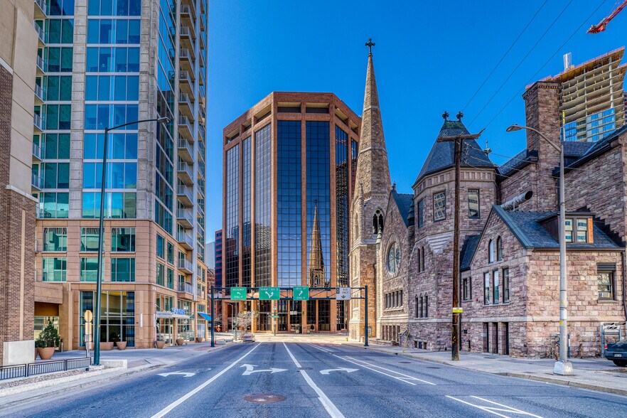 1801 Broadway, Denver, CO à louer - Photo de l’immeuble – Image 2 sur 15