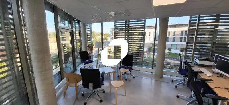Bureau dans Mérignac à louer - Photo de l’immeuble – Image 3 sur 17
