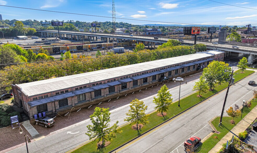 1300 Sixth Ave, Columbus, GA à louer - Photo de l’immeuble – Image 2 sur 13