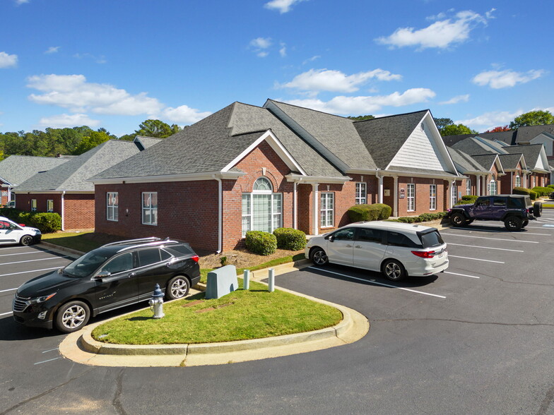233 River Park North Dr, Woodstock, GA à louer - Photo de l’immeuble – Image 2 sur 15