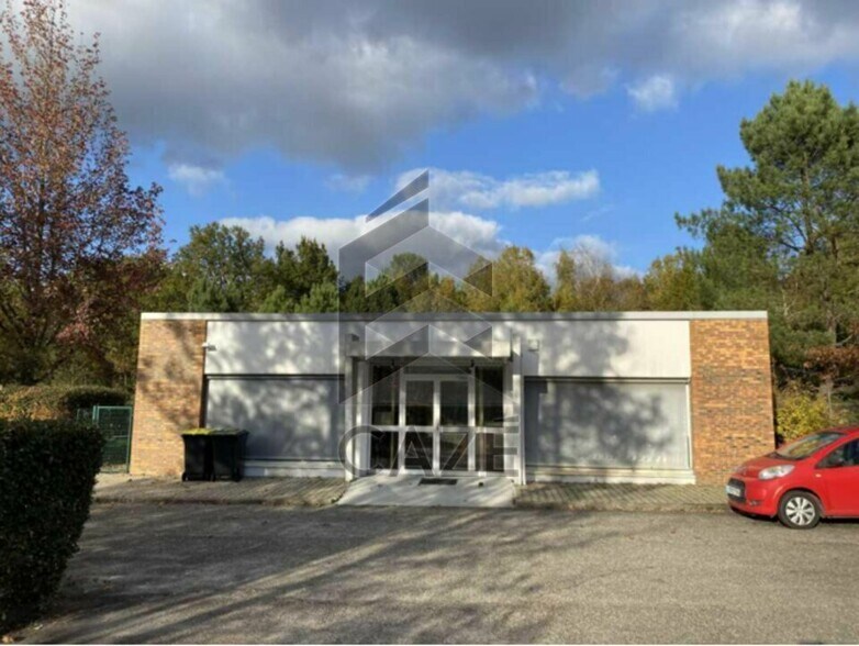 Bureau dans Saint-Jean-d'Illac à louer - Photo de l’immeuble – Image 1 sur 5