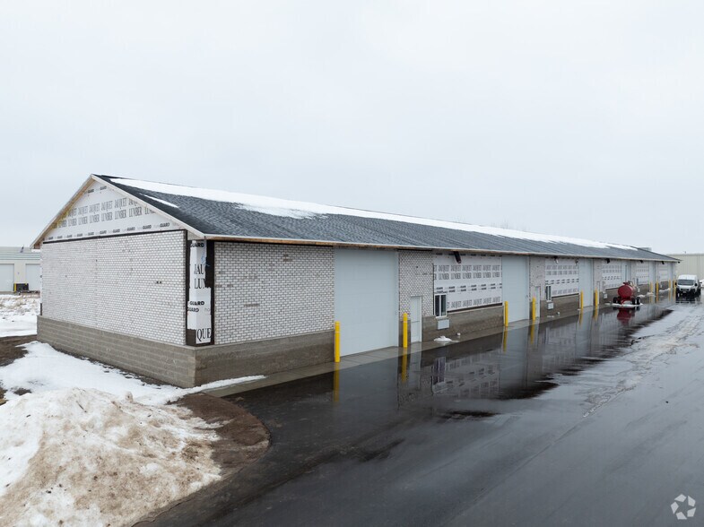 1405 Enterprise Dr, De Pere, WI à louer - Photo de l’immeuble – Image 2 sur 5
