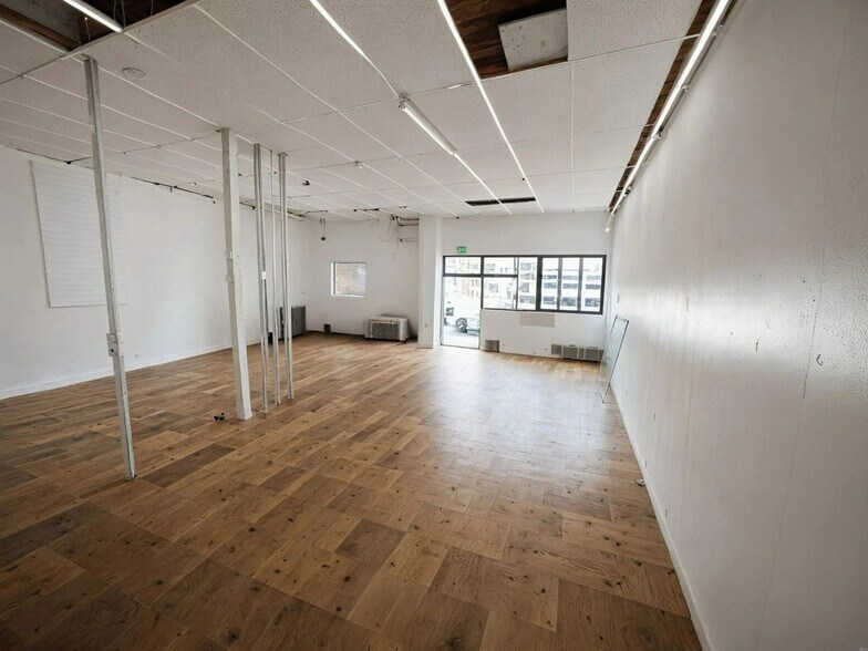 2271 Morris Ave, Bronx, NY à louer - Photo de l’immeuble – Image 3 sur 5