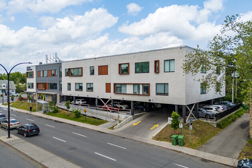 12421 Boul Lacordaire, Montréal, QC à vendre - Photo de l’immeuble – Image 3 sur 16
