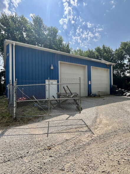 15245 Emerald Isle Dr, Clive, IA à vendre - Photo de l’immeuble – Image 2 sur 6