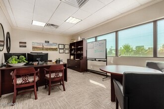 777 E Thomas Rd, Phoenix, AZ à louer Photo intérieure– Image 2 sur 3