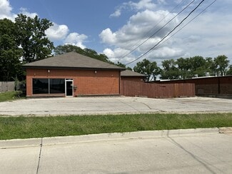 Plus de détails pour 1425 NW 81st St, Clive, IA - Local commercial à vendre