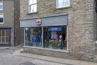 Plus de détails pour 2 Dyers Garth, Hawes - Local commercial à vendre