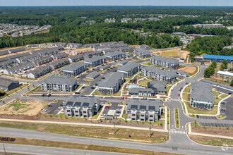 400 Alex Ridge Dr, Fuquay Varina, NC - VUE AÉRIENNE  vue de carte - Image1