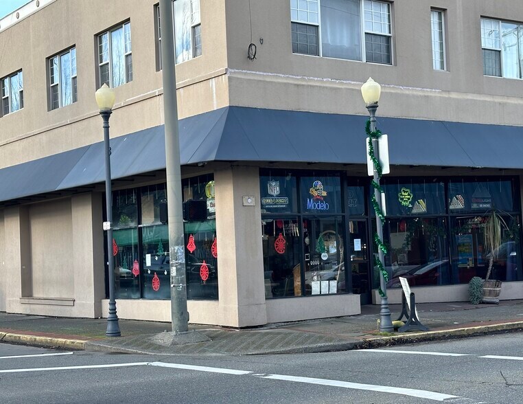295 S Broadway, Coos Bay, OR à vendre - Photo de l’immeuble – Image 3 sur 73