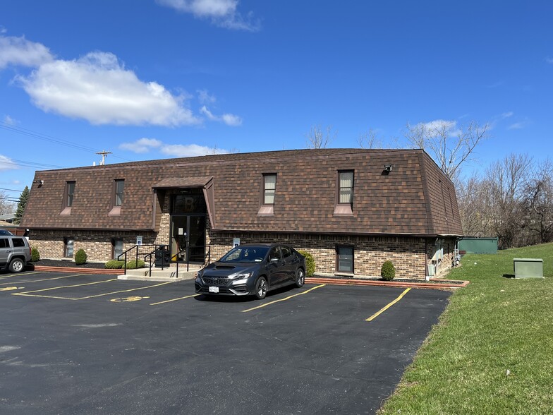 928 French Rd, Buffalo, NY à louer - Photo de l’immeuble – Image 2 sur 17