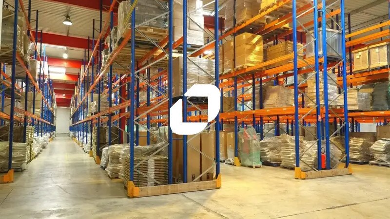 Industriel/Logistique dans Ormes à louer - Photo de l’immeuble – Image 3 sur 5