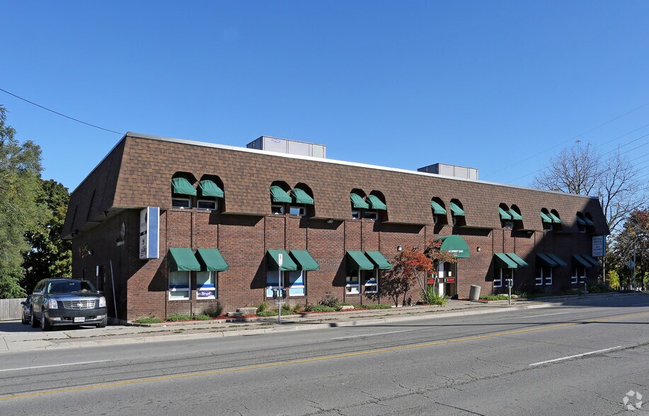 1955 King St E, Hamilton, ON à louer - Photo principale – Image 1 sur 7